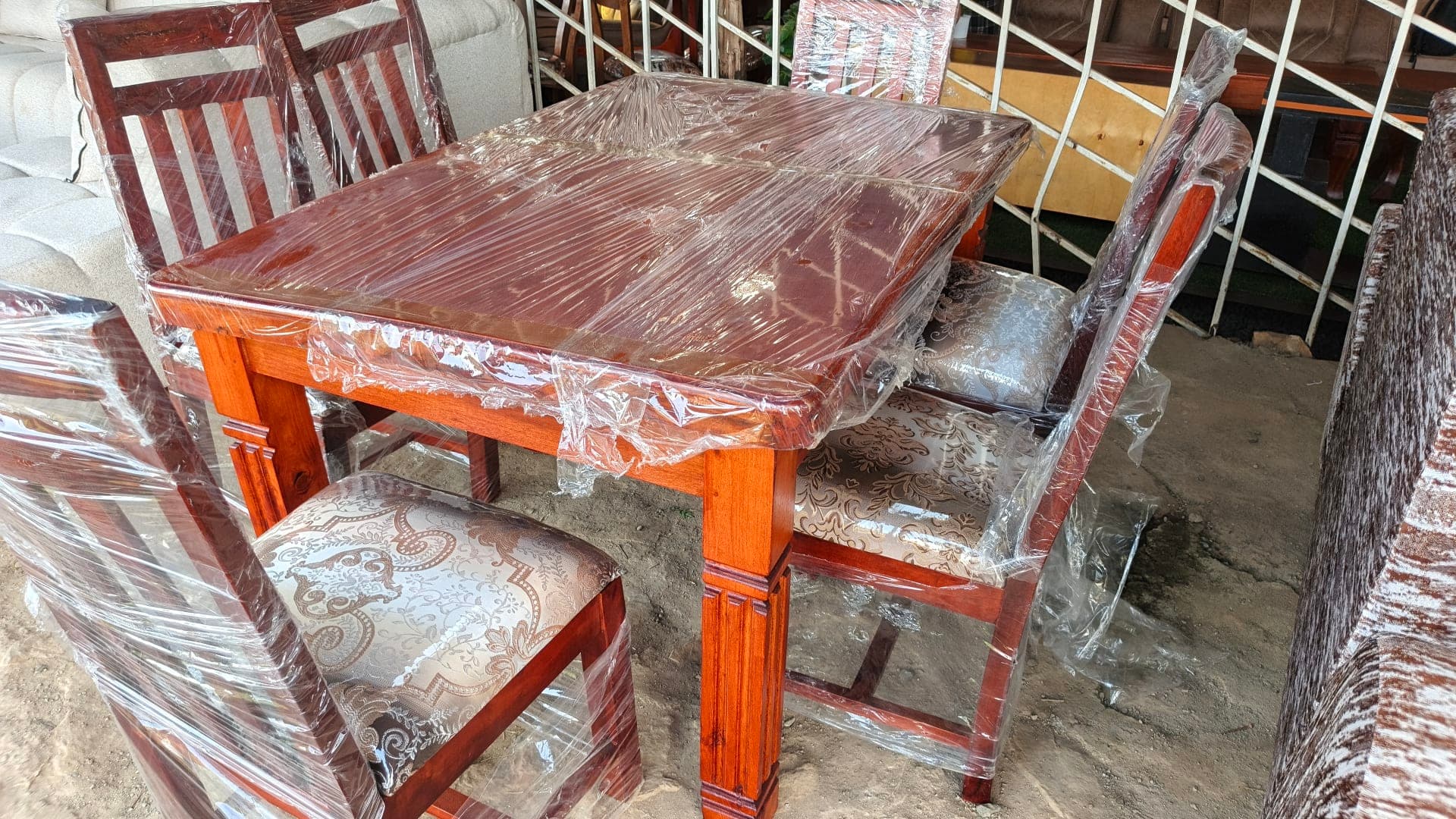 Classic Dining Set